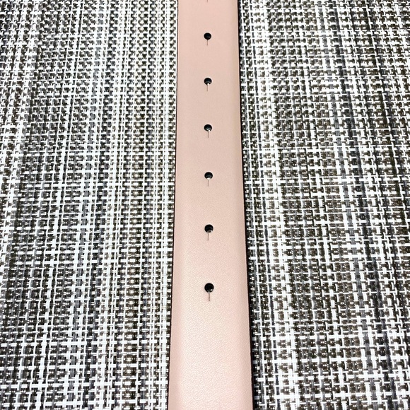 BRAND NEW MICHAEL Michael Kors Reversible Floral White Belt Gold Buckle Size M❤️ - Picture 7 of 7